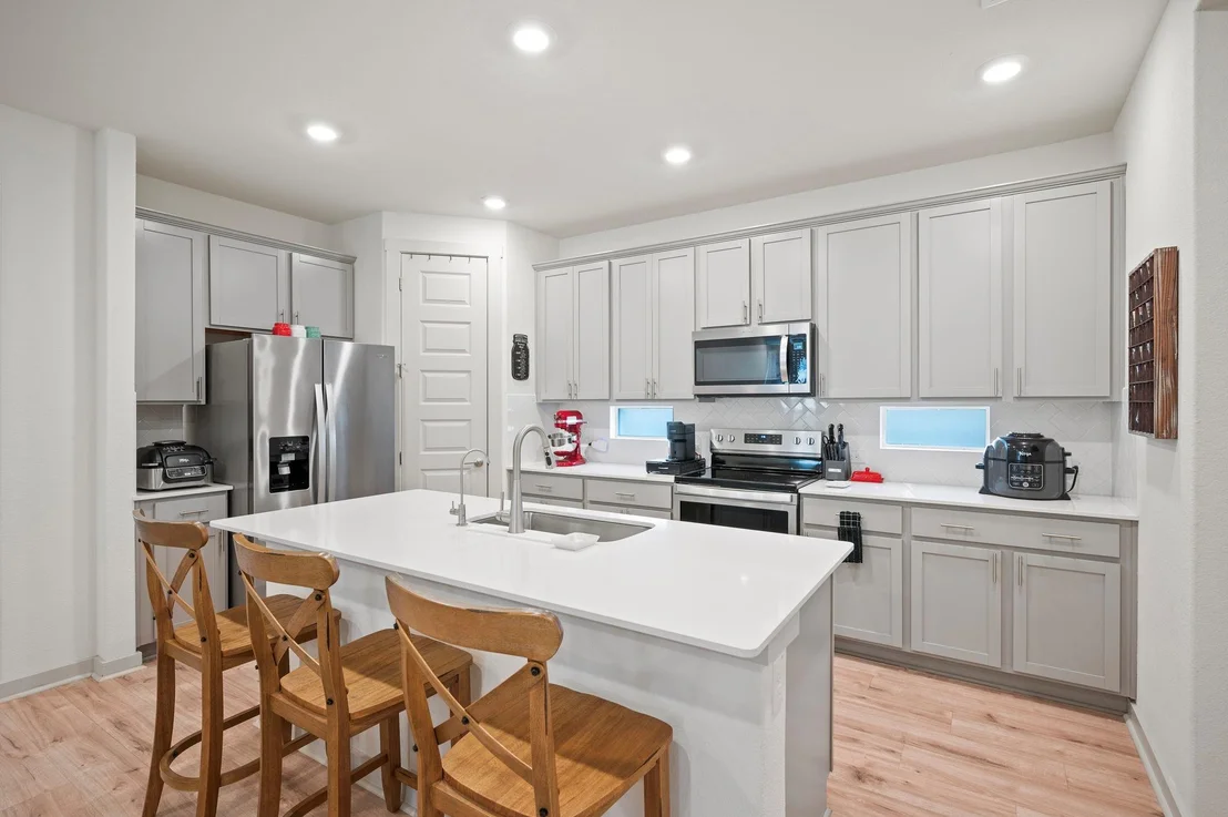 Photo of 608 Peace Pipe WAY