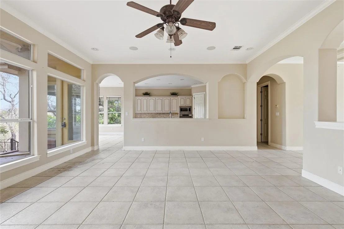Photo of 4321 Lakeway BLVD