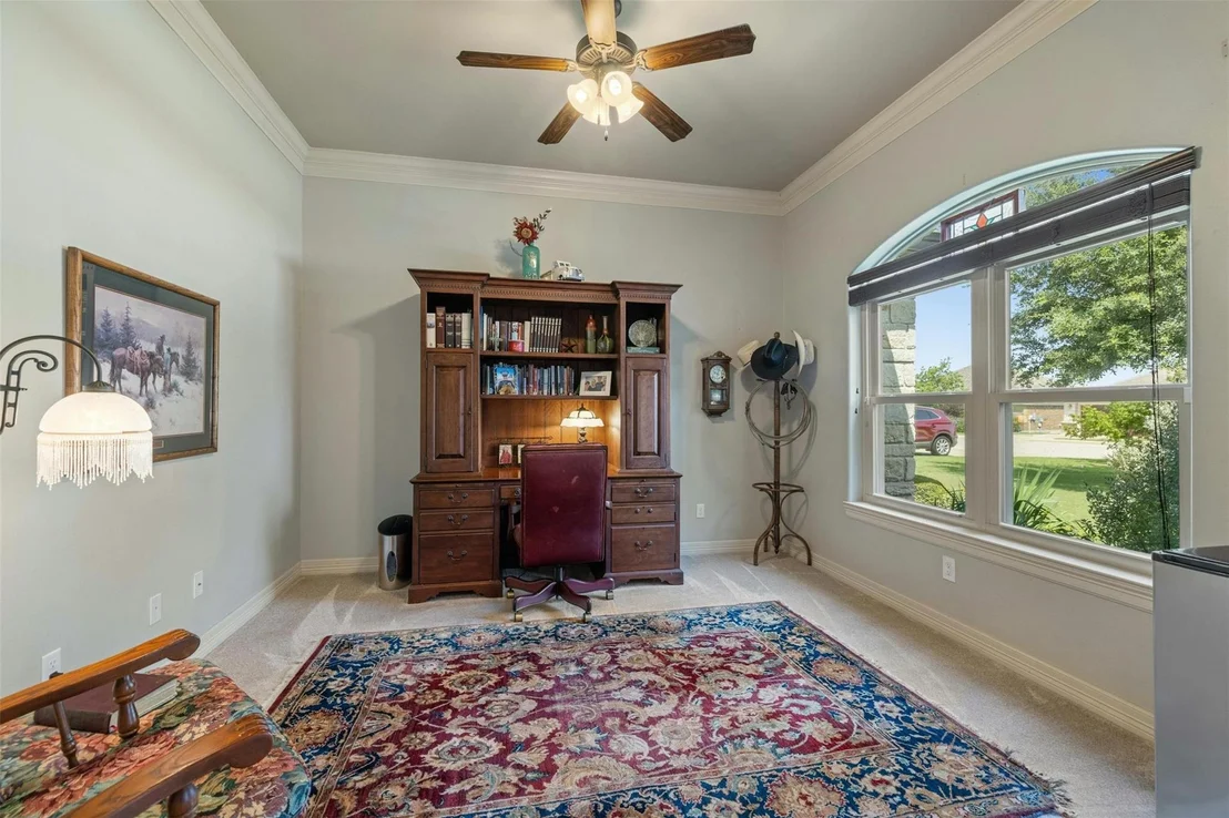 Photo of 212 Derek LN