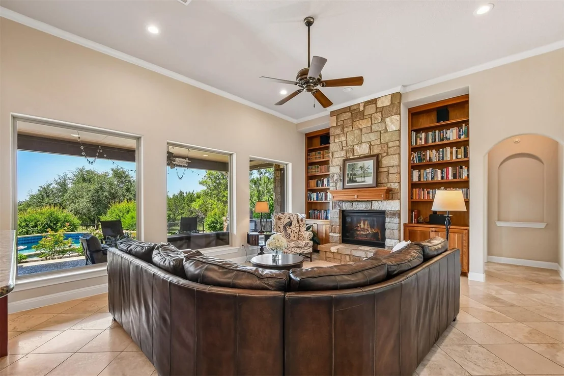 Photo of 229 Sebastian LN