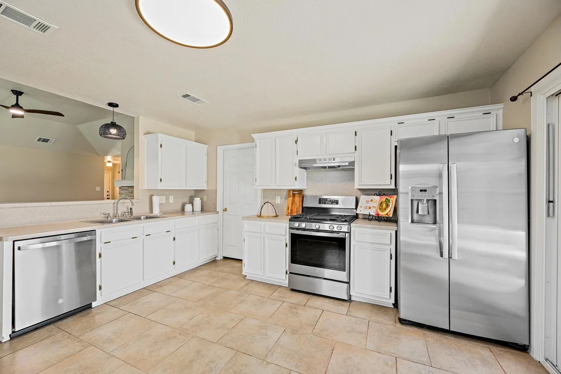 Photo of 111 Stephen LN