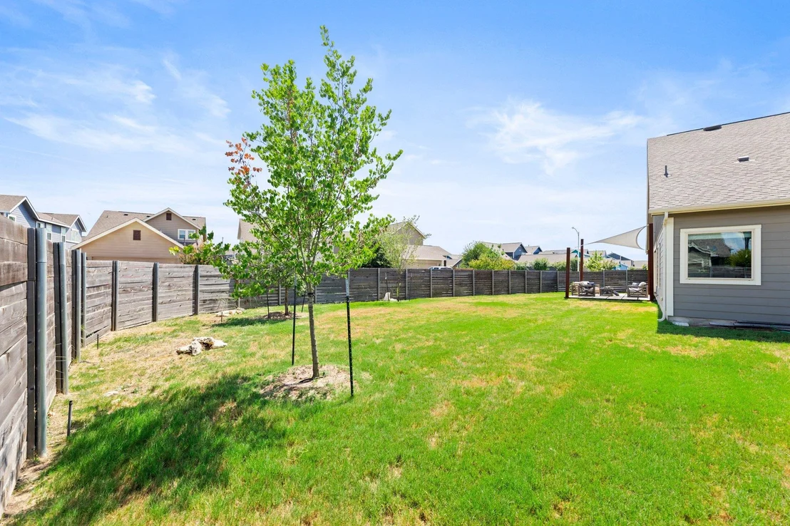 Photo of 8825 Slater DR
