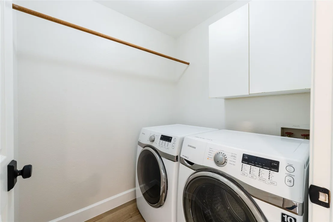 Photo of 2900 Phoenix WAY
