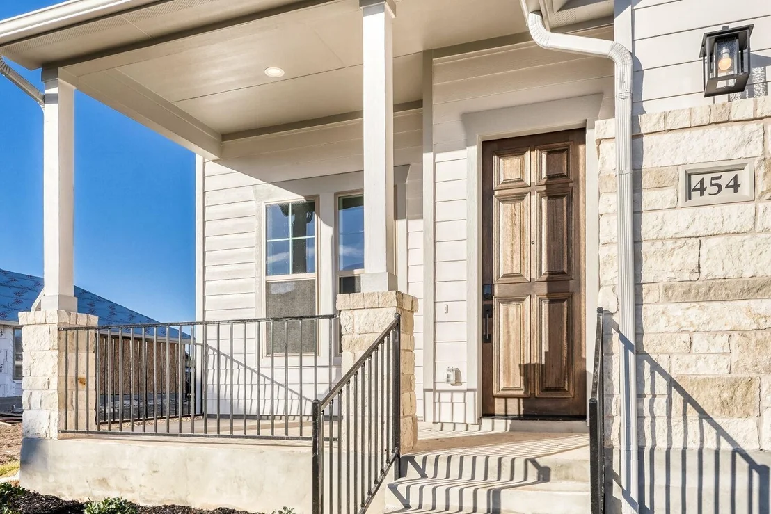 Photo of 454 Burlington DR