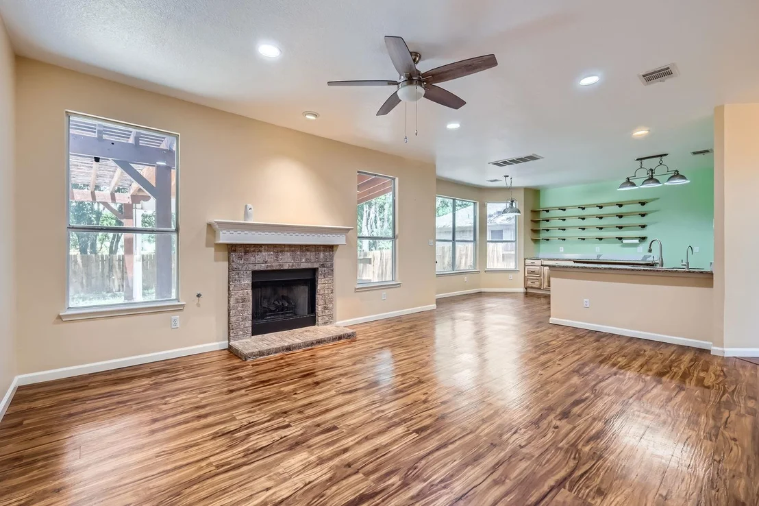 Photo of 2708 Winding Brook DR
