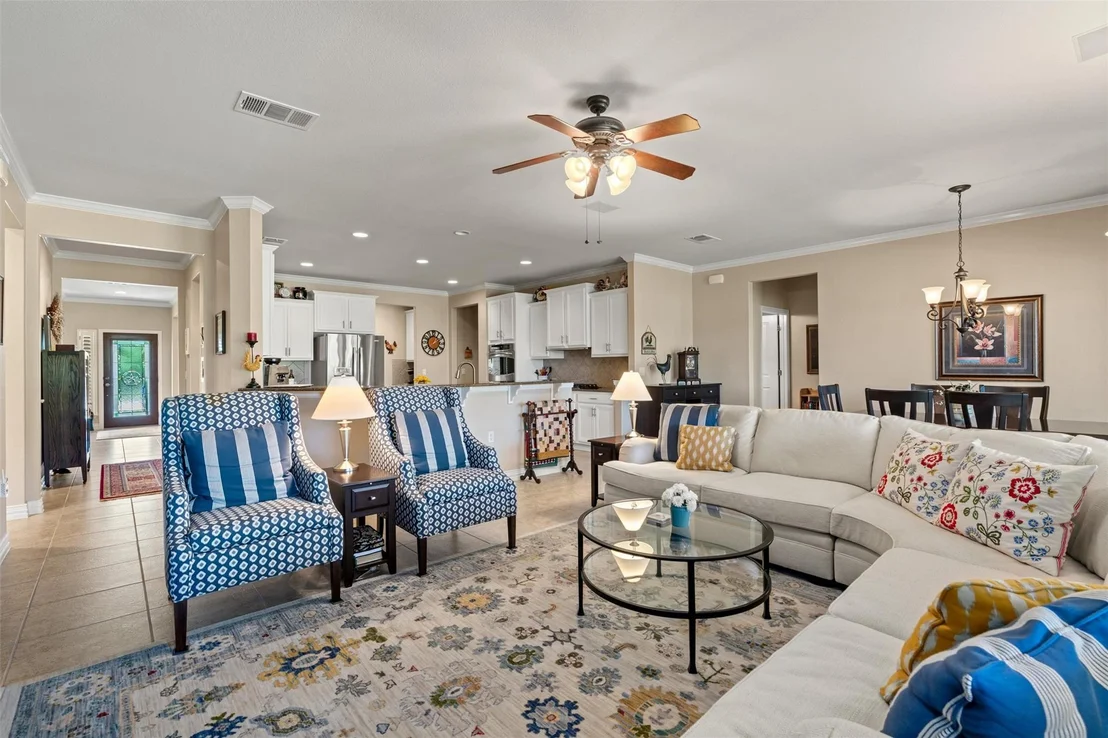 Photo of 200 Apache Mountain LN