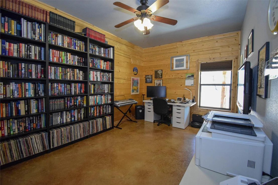 Photo of 358 W County Road 3069
