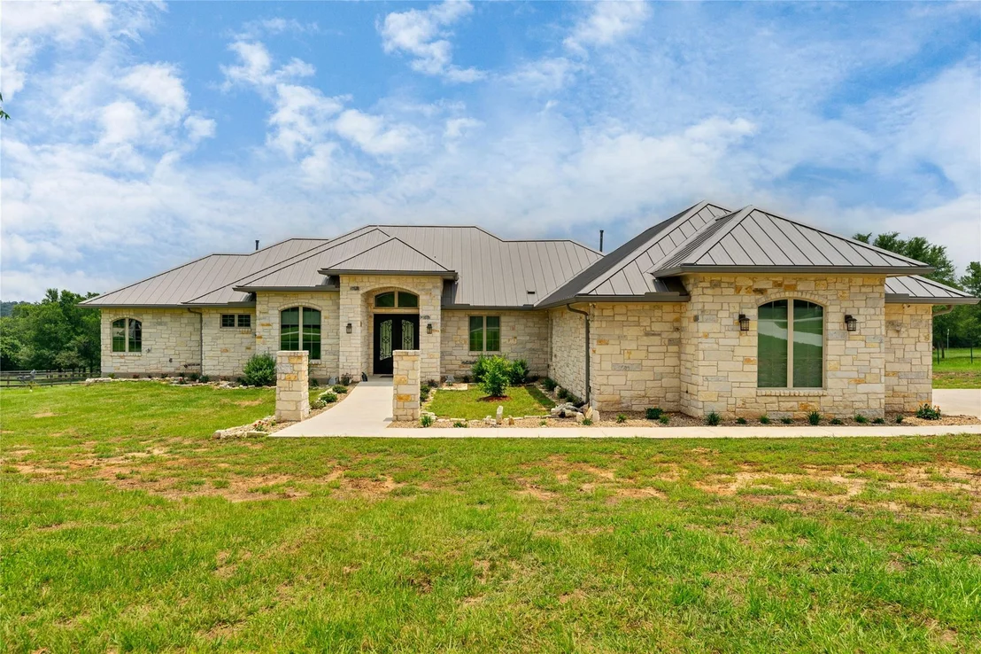 Photo of 145 Pavilion DR