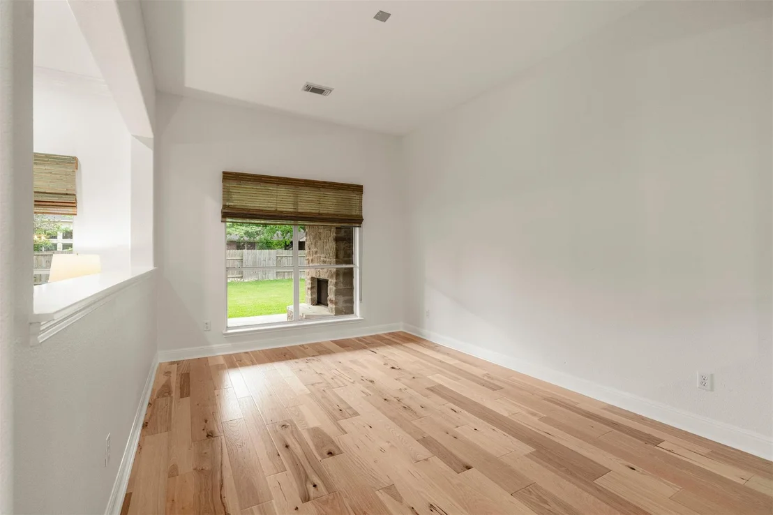 Photo of 7805 Crandall RD