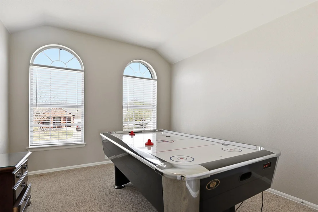 Photo of 353 King Elder LN