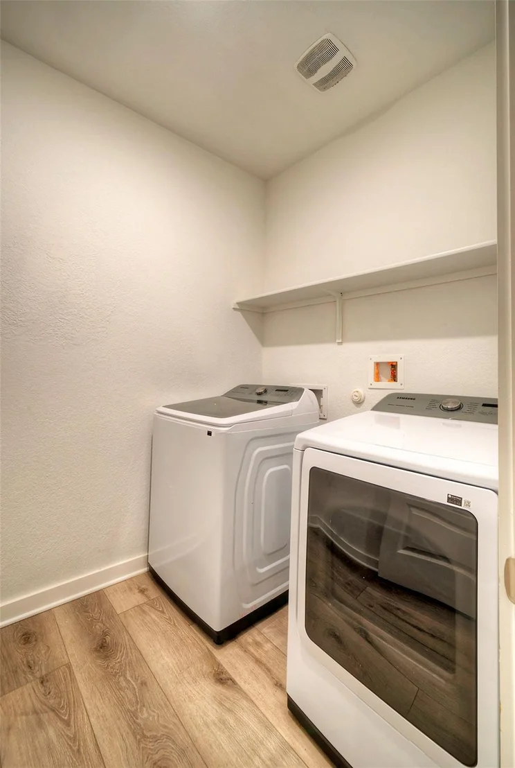 Photo of 7709 City Top BLVD
