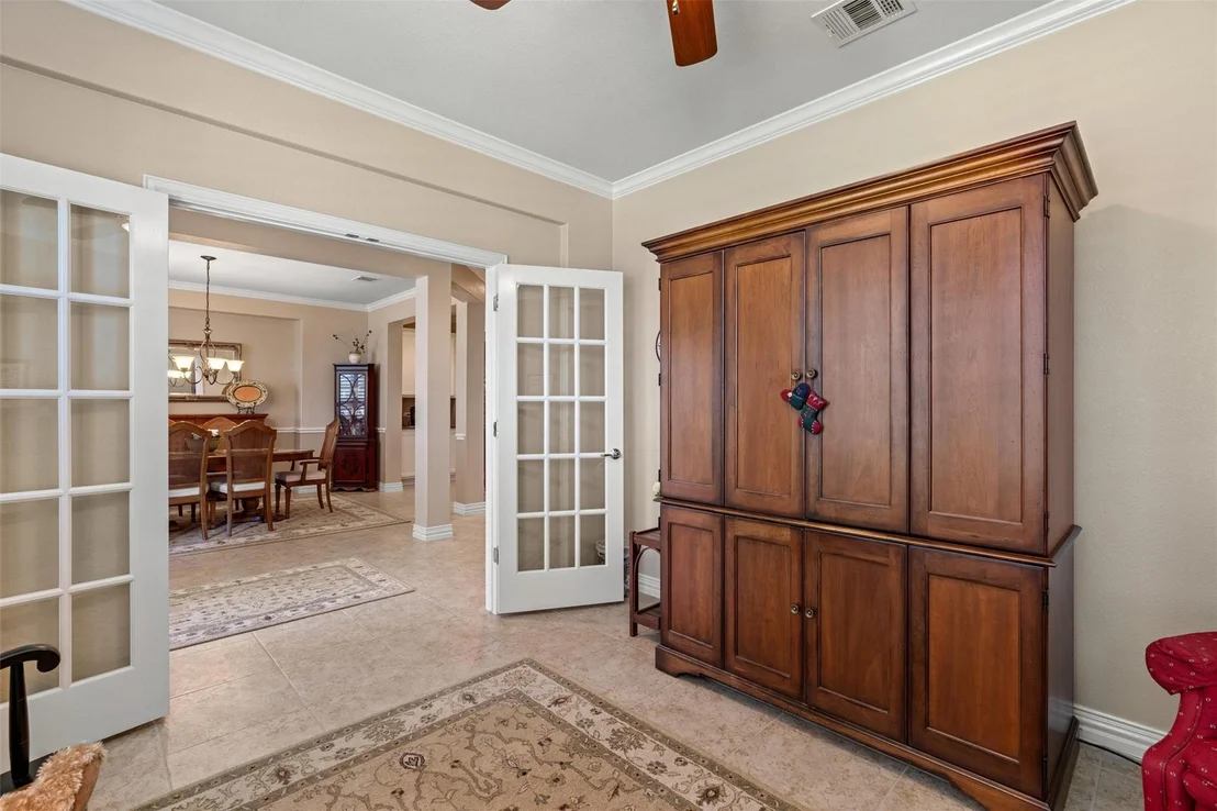 Photo of 200 Apache Mountain LN