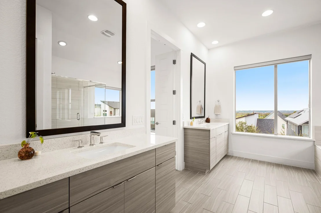 Photo of 6013 Florencia LN