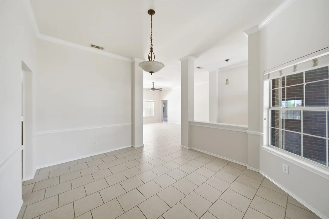 Photo of 1014 Pine Creek DR