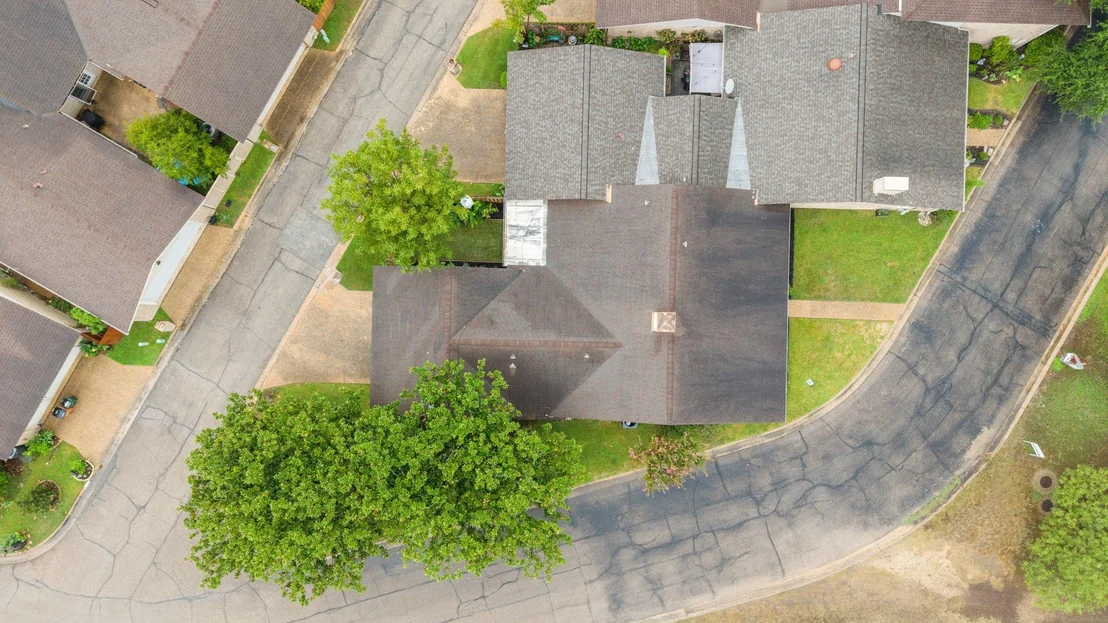 Photo of Unit E at 11127 Pinehurst DR