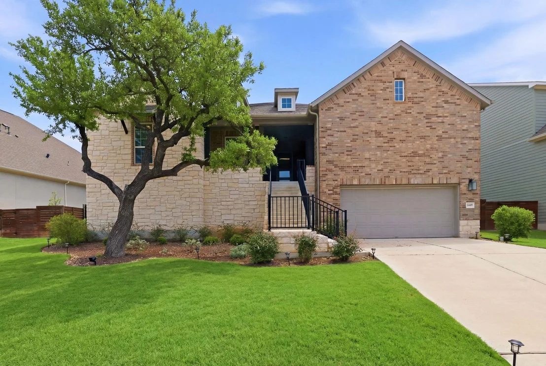 Photo of 7609 Paruline DR