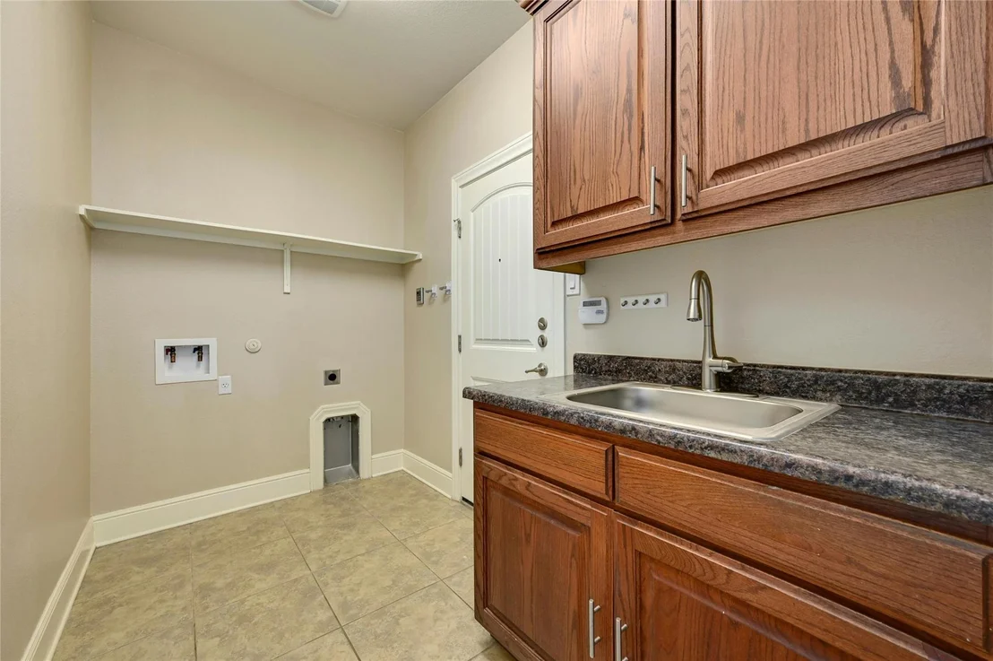 Photo of 204 Cherokee Rose CIR