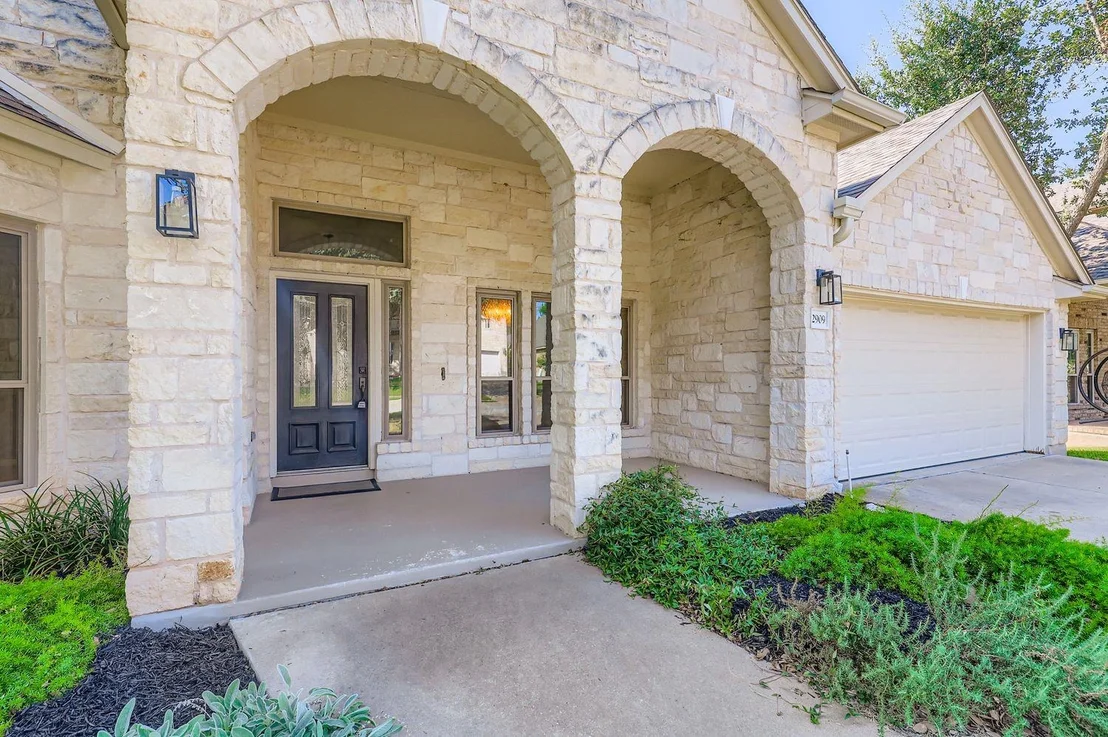 Photo of 2909 Cashell Wood DR