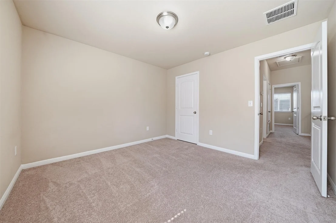 Photo of 613 Longhorn Cavern RD
