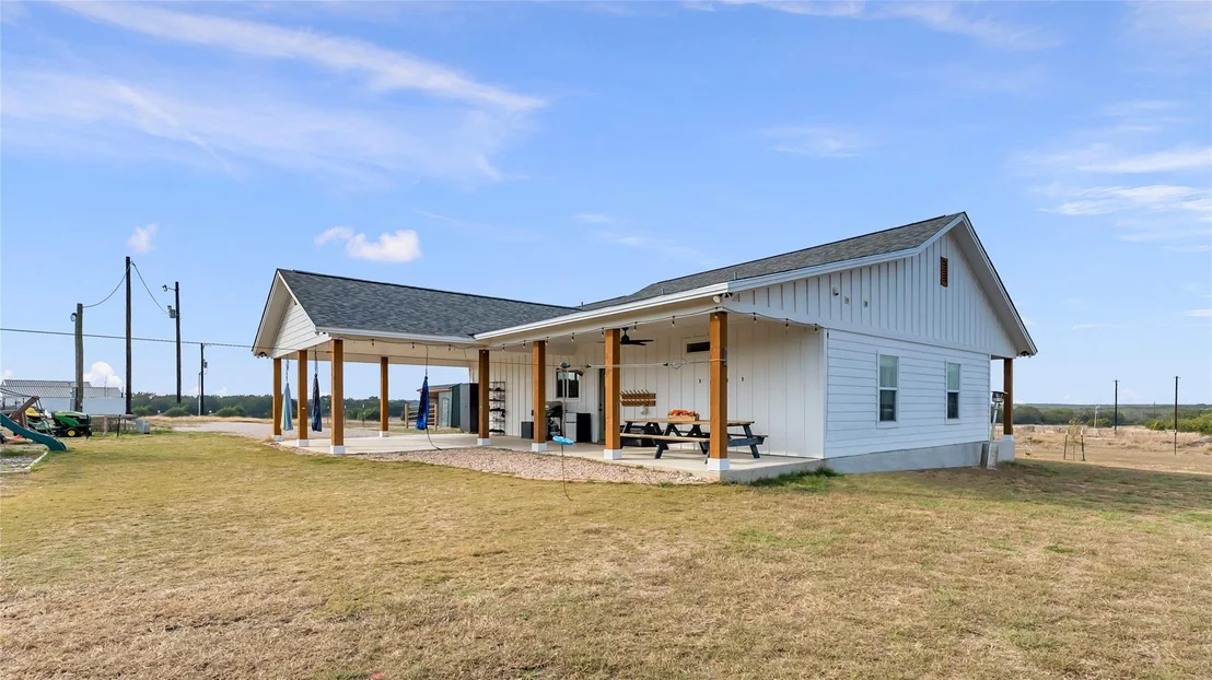 Photo of 124 Donnie DR