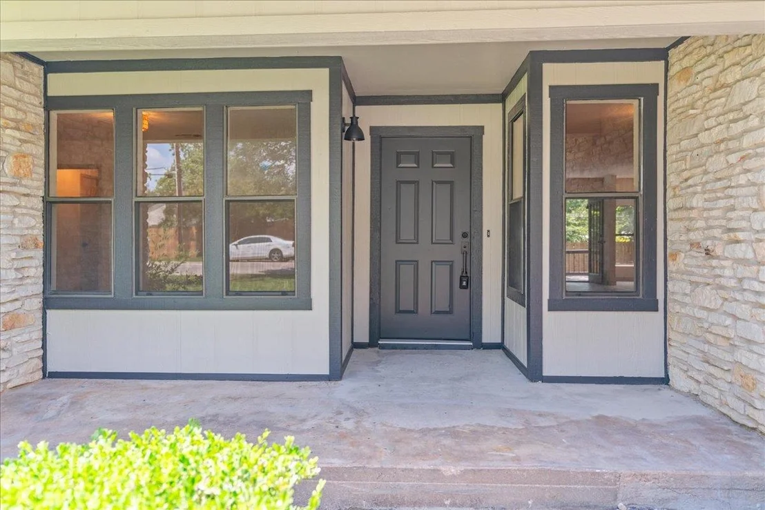 Photo of 2305 Donna DR