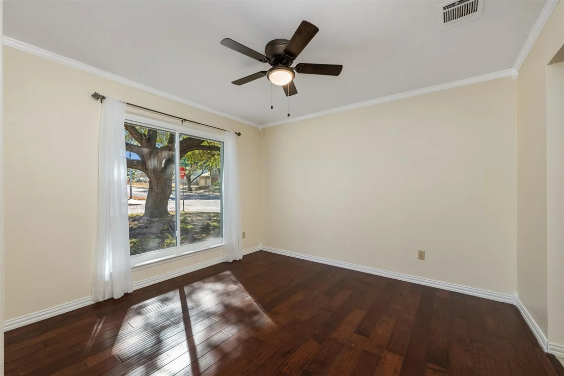 Photo of 1408 Doonesbury DR