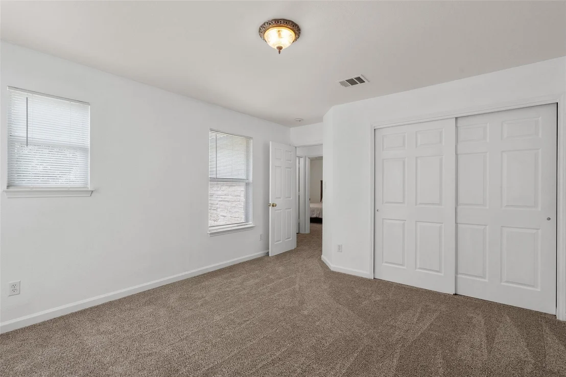 Photo of 4010 Kings Canyon DR