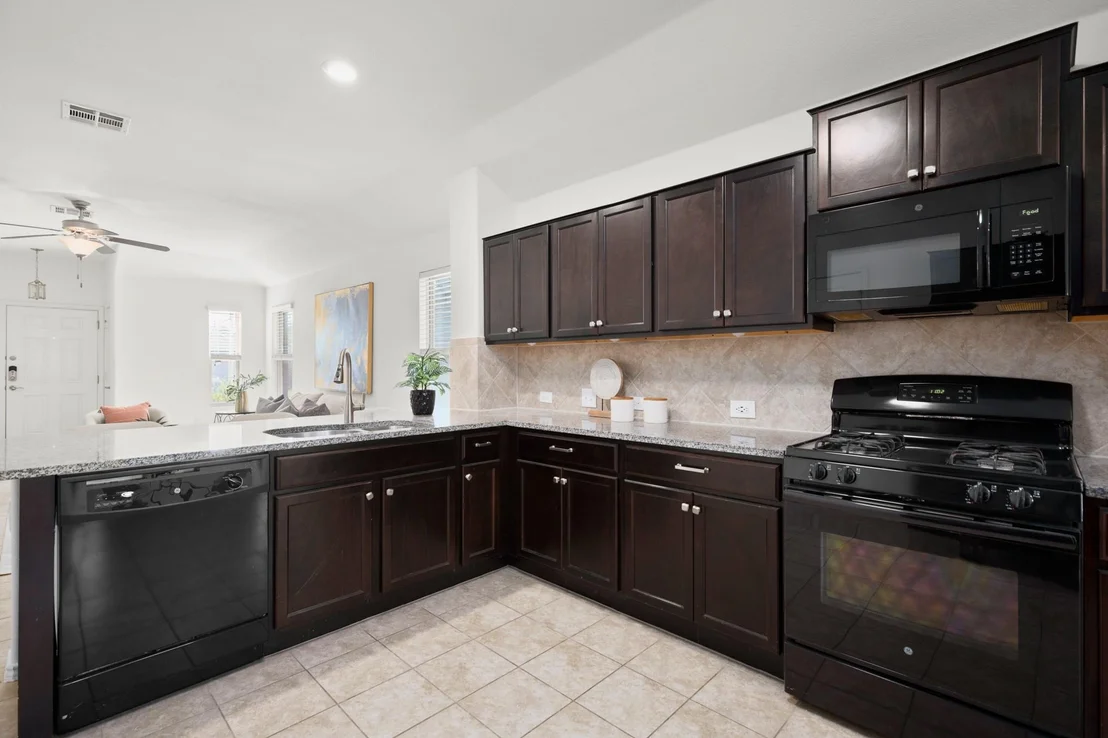 Photo of 3512 Black Granite DR