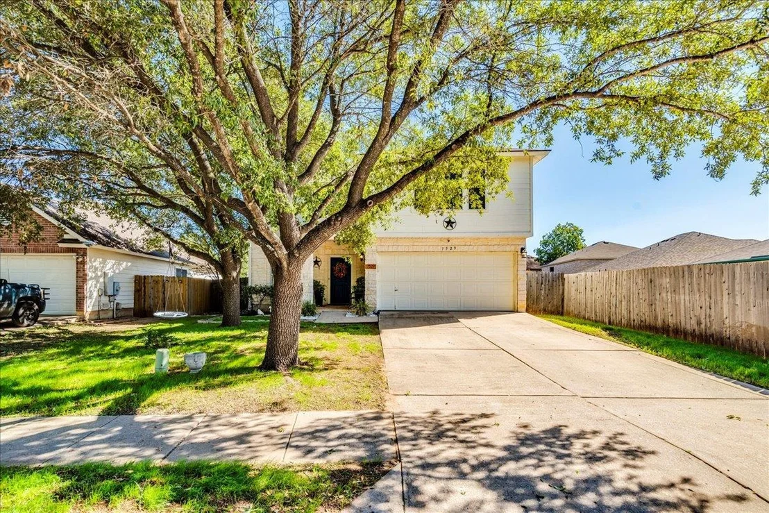 Photo of 7529 Cats Eye LN