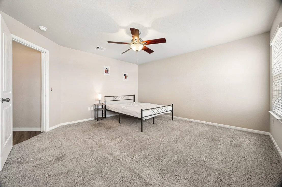 Photo of 104 Blue Sage DR