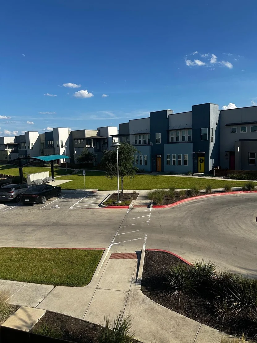 Photo of Unit 404 at 9015 Cattle Baron PATH