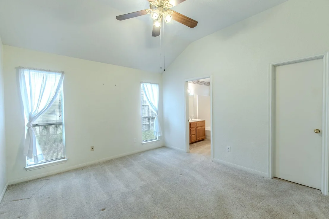Photo of 4713 Hartrick Bluff RD