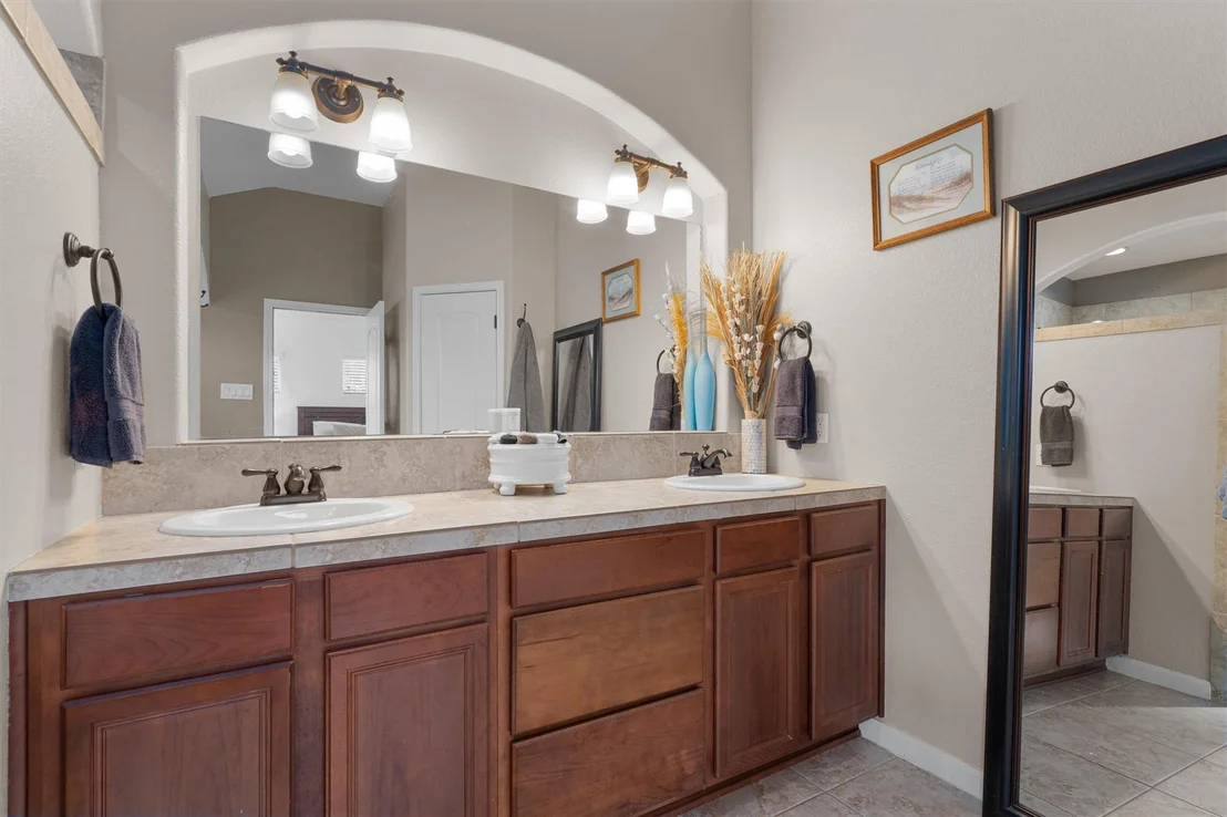 Photo of 206 Holman PATH