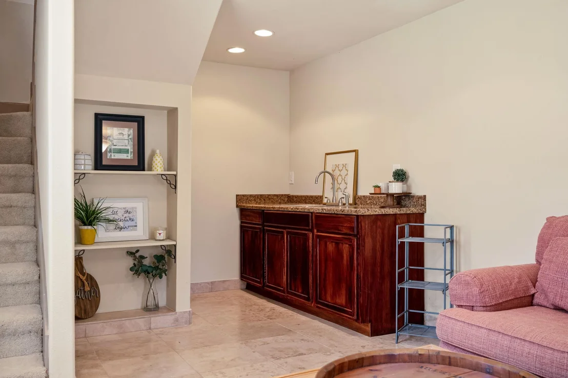 Photo of 10211 Middle Darleen