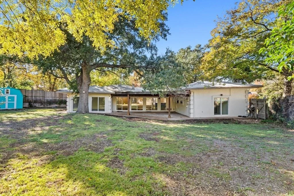 Photo of 2619 SPRING LN