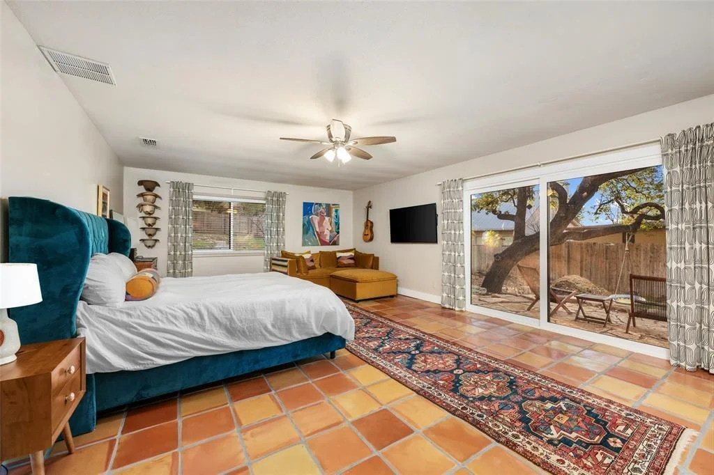 Photo of 2210 Red Fox RD