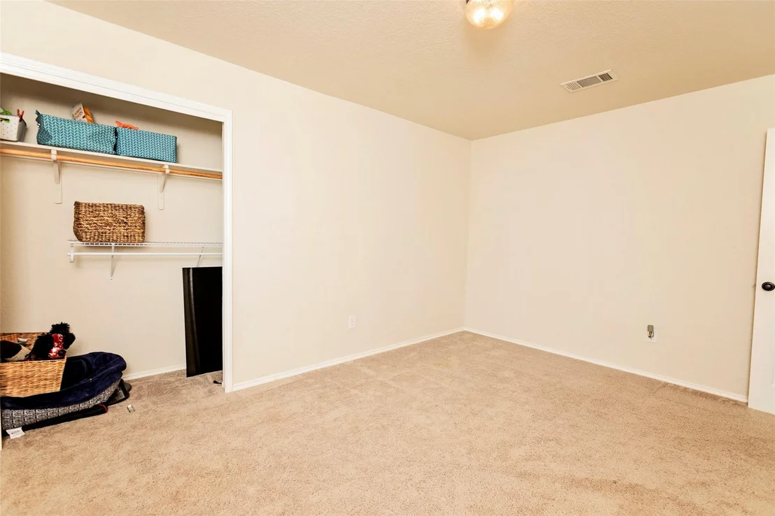 Photo of 5309 White Rock
