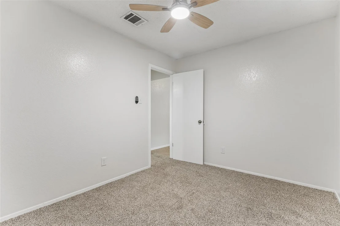 Photo of 14423 Robert I Walker BLVD