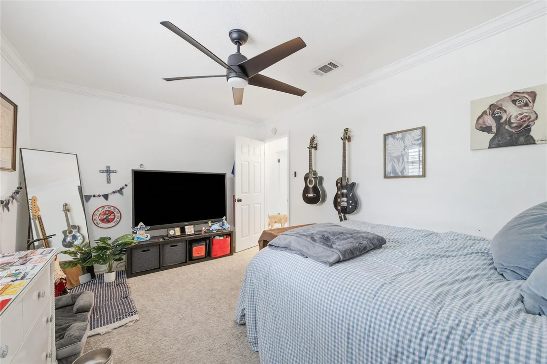 Photo of 3409 Lakeside DR