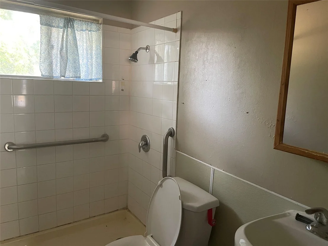 Photo of 1104 Gardner CV