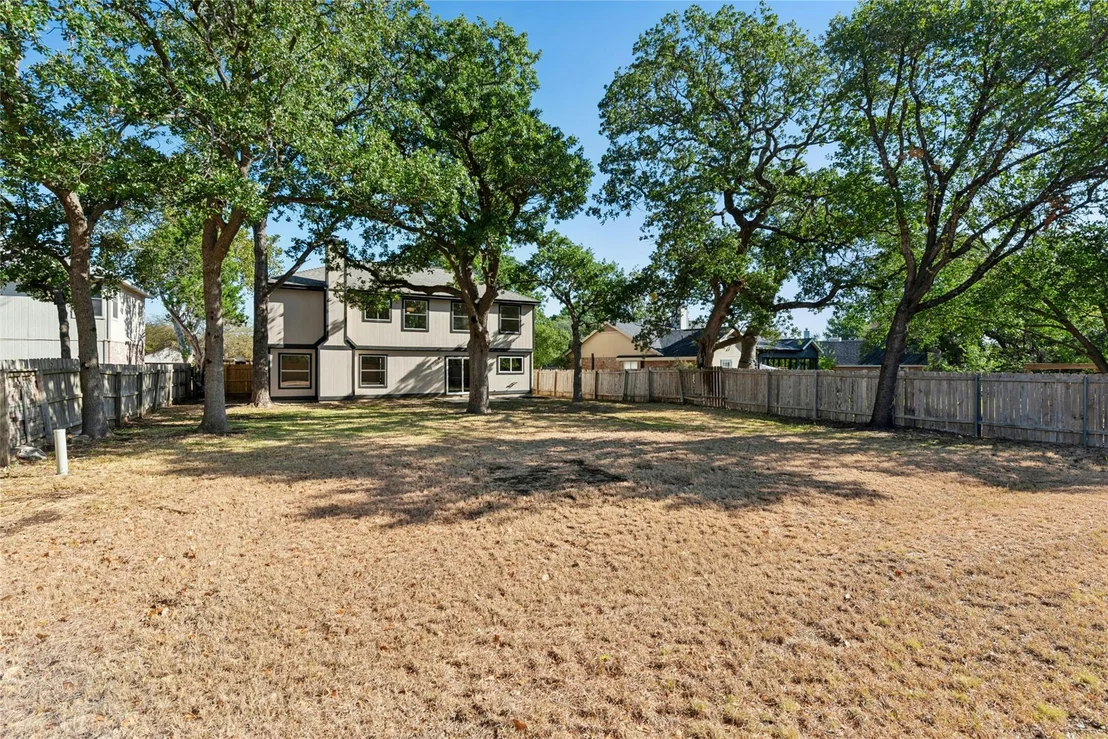 Photo of 2110 Heather DR