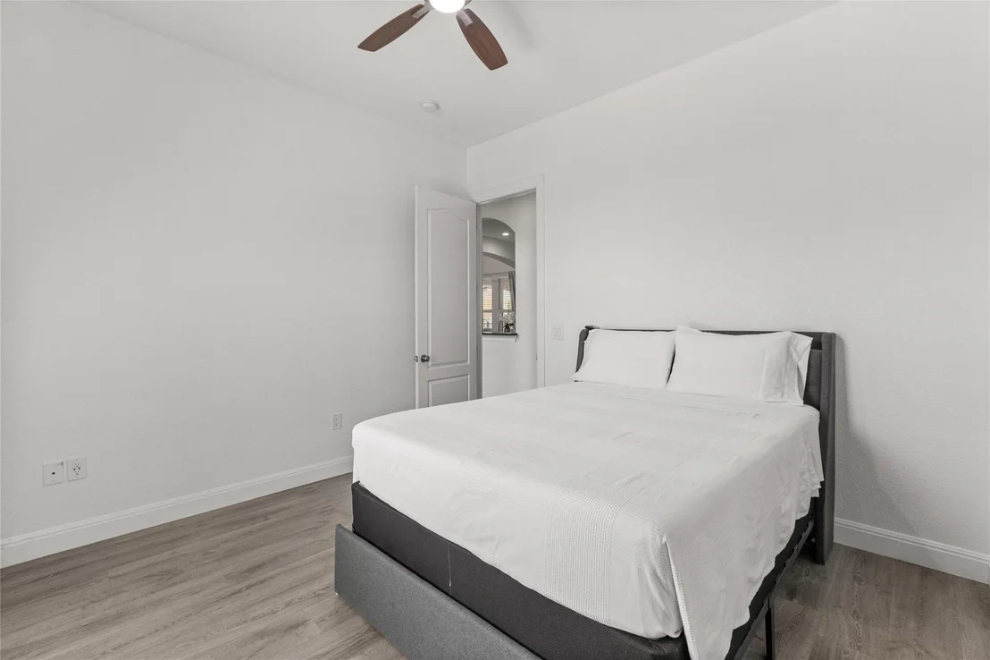 Photo of 129 Lakewood TRL