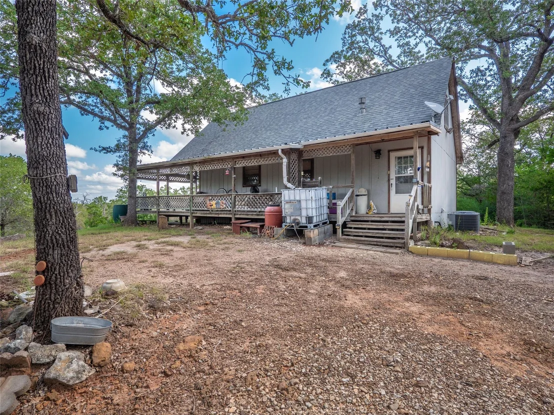 Photo of 499 Hidden Oaks DR