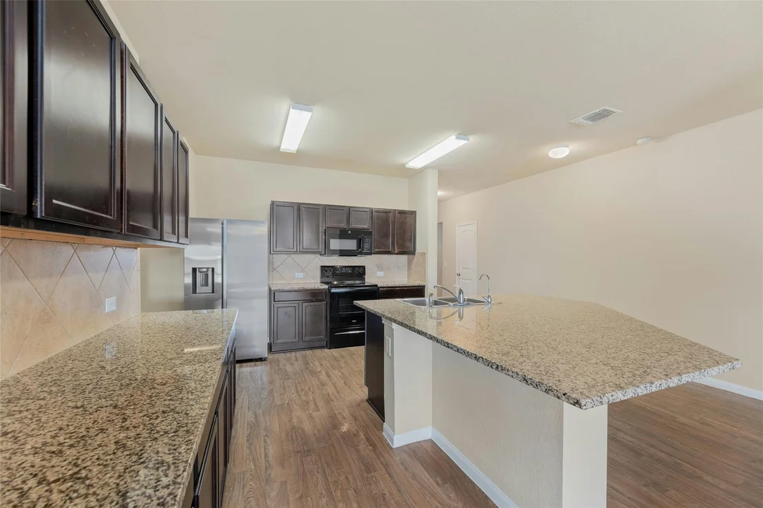 Photo of 11929 Riparian RD