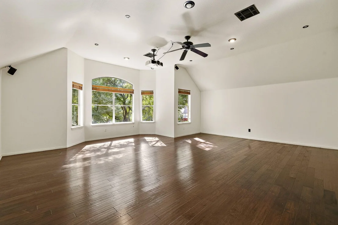 Photo of 1935 Mulligan DR