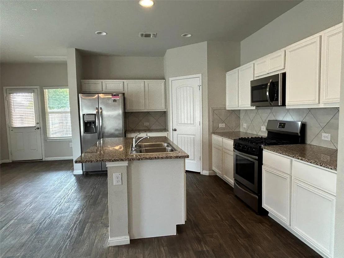 Photo of 3501 Blazeby DR