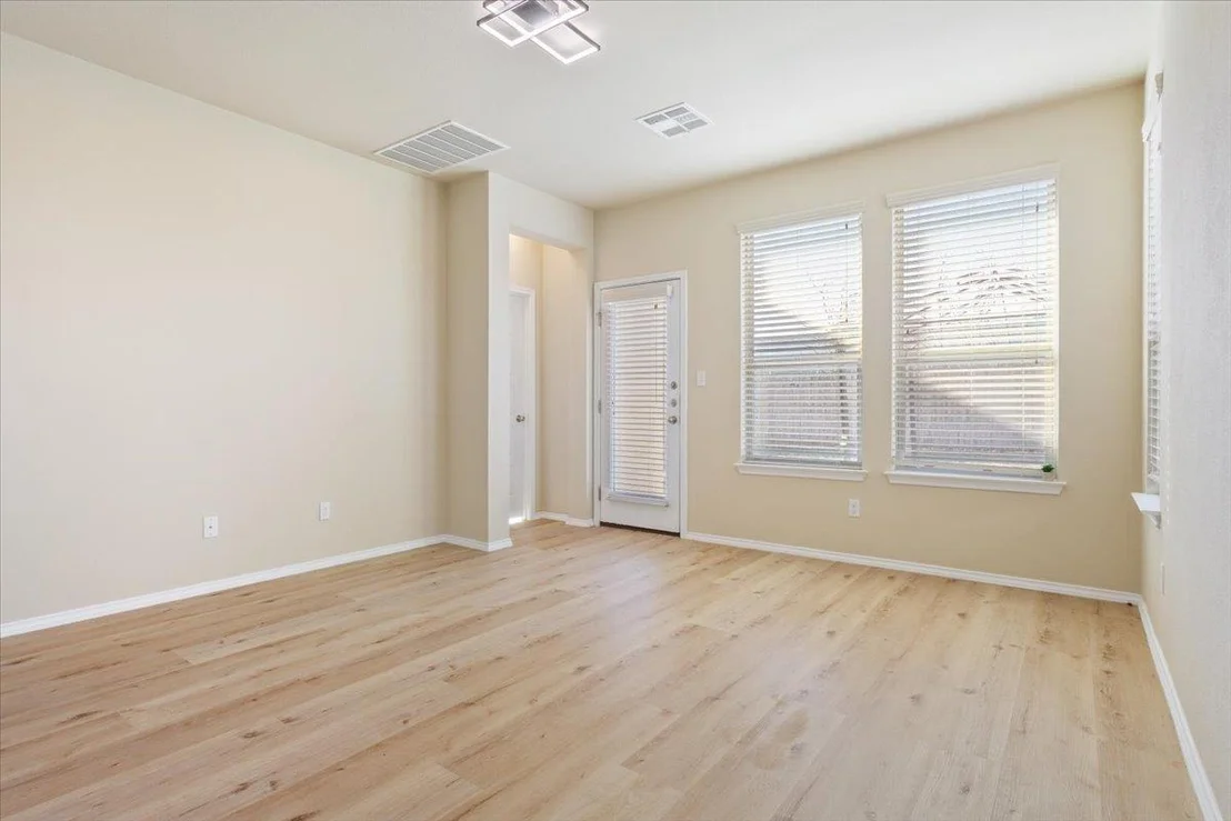 Photo of 1024 Chad LOOP