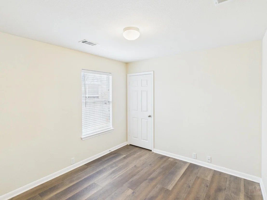 Photo of 741 Rusk RD