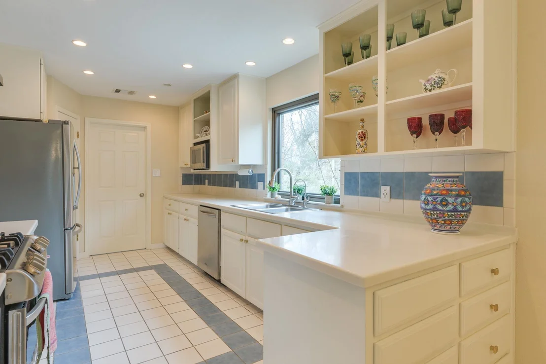 Photo of 2403 Braemar CV