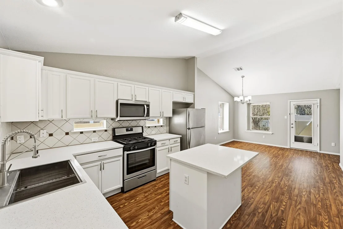 Photo of 1513 Big Bend DR